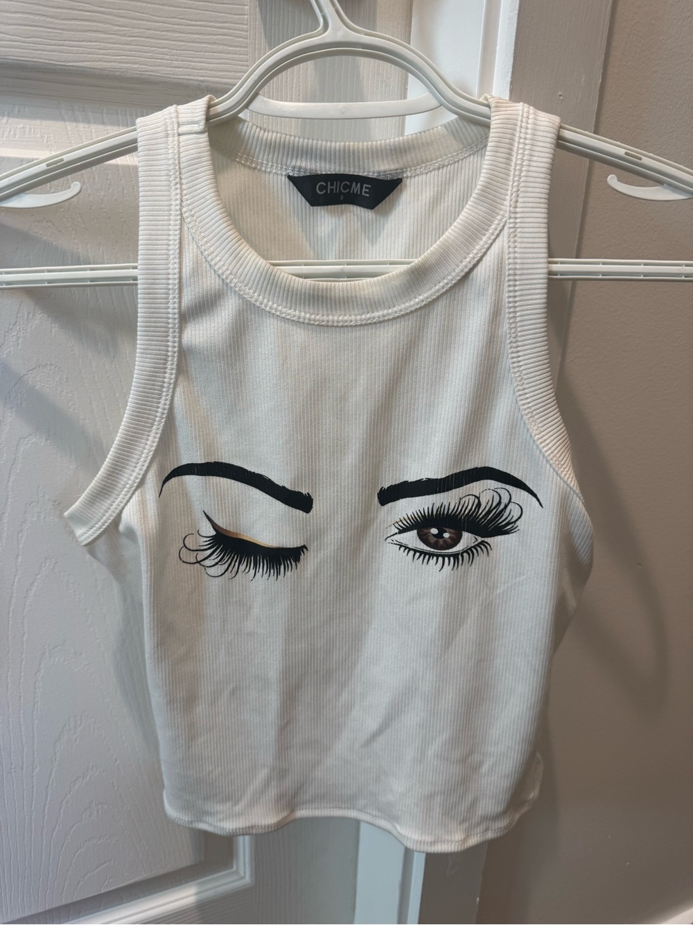 chic White Ribbed Graphic Crop Tank Top - Winking Eye Print